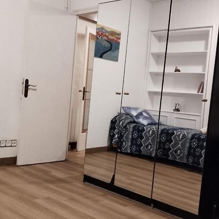 Atico Soleado Apartman Hospitalet de Llobregat Kültér fotó